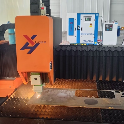 أفضل سعر 3015 1kw 1500W 2000W 3000W 6000W آلة قطع ليزر الألياف الكربونية المعدنية CNC مع Raycus Ipg Max مصدر ليزر