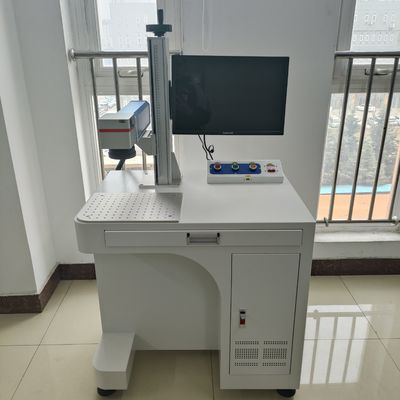 20W 30W 50W 100W كابينة ألياف ليزر آلة العلامة للمجوهرات الذهب الفولاذ المقاوم للصدأ الألومنيوم